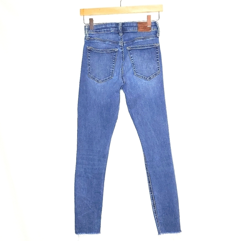 Lucky Brand ankle Jeans. Size 0/25 - Picture 2 of 11